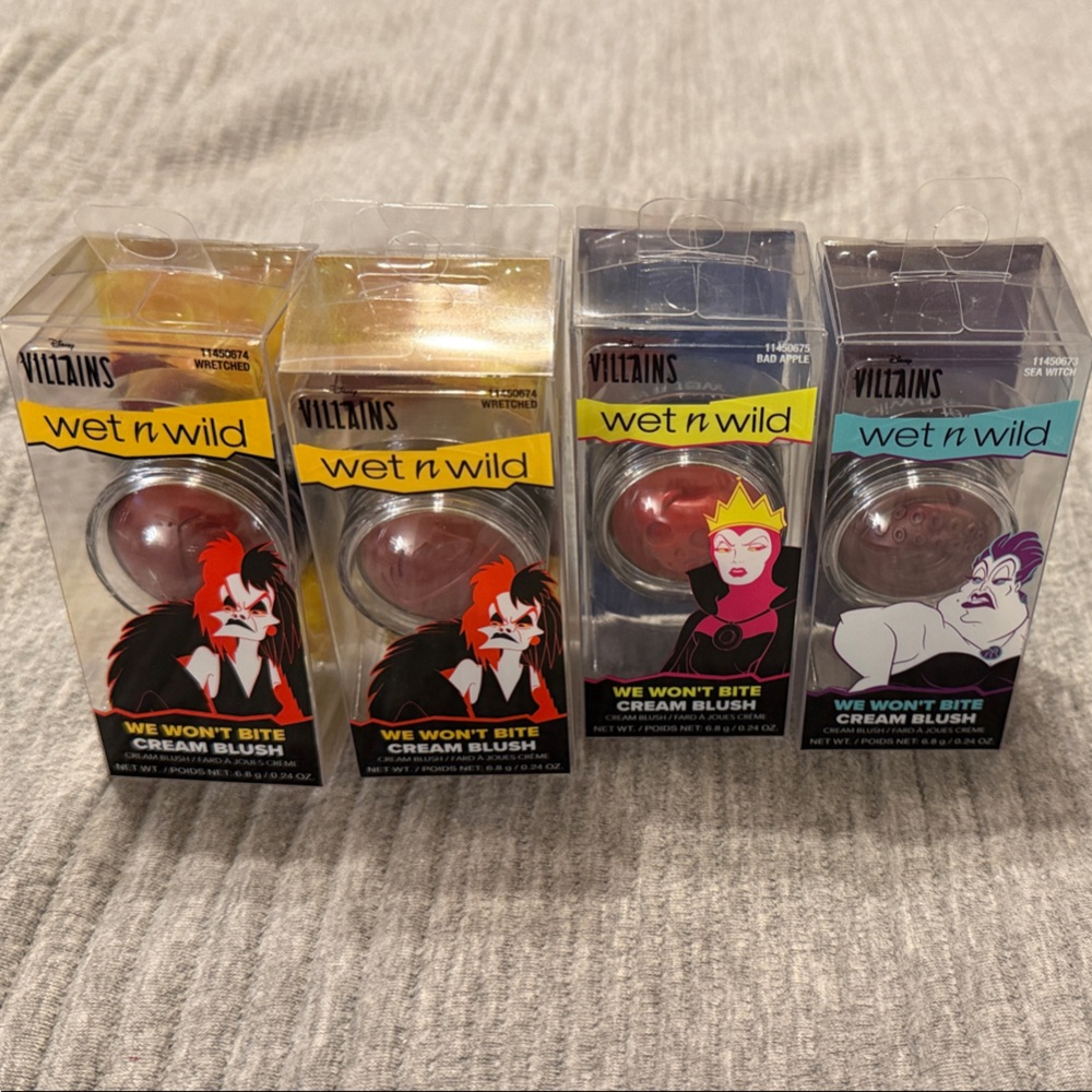 Wet n Wild Villains Blush Collection